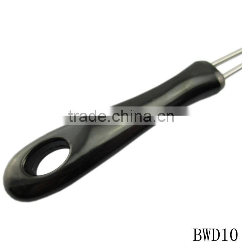 Mini metal wire mesh strainer for the kitchen