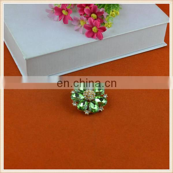new designs crystal rhinestone brooch for garment decoration