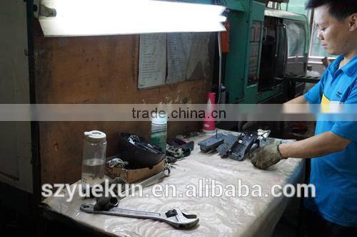 Yuekun factory supply anti-dust toilet big roll tissue wall mount water-proof lockable key wall paper dispenser YK2087