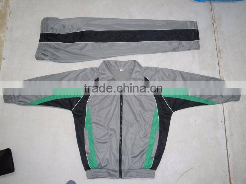 Men Winter Tricot or Trinda Tracksuit