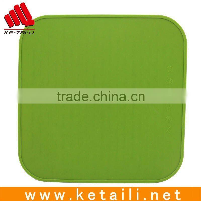Various kitchen silicon mat