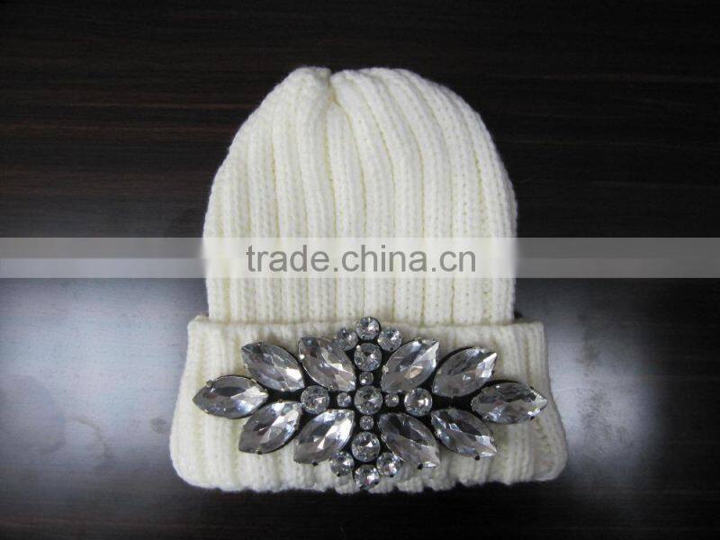 2016 custom knitted diamond caps ladies winter beanie hats