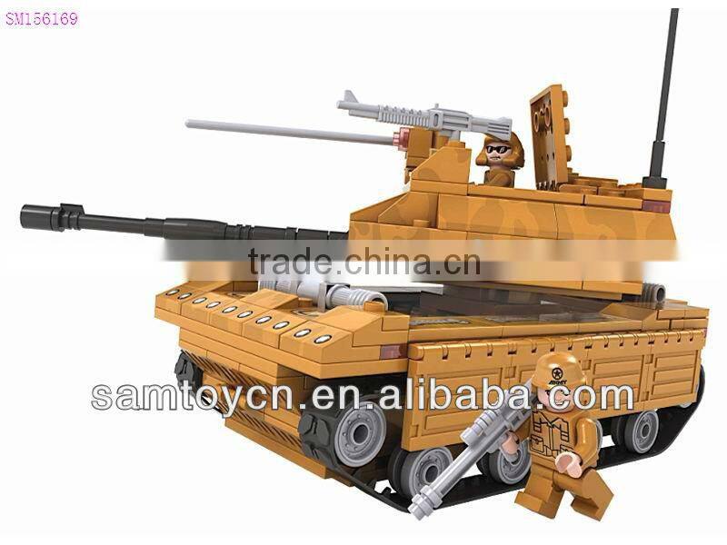 B/O Universal Toy Army Tank With Light & Music