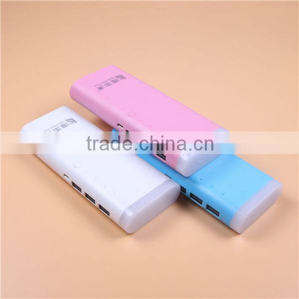 Factory Wholesale 15000mAh 3 USB Power Bank with Big Torch Light