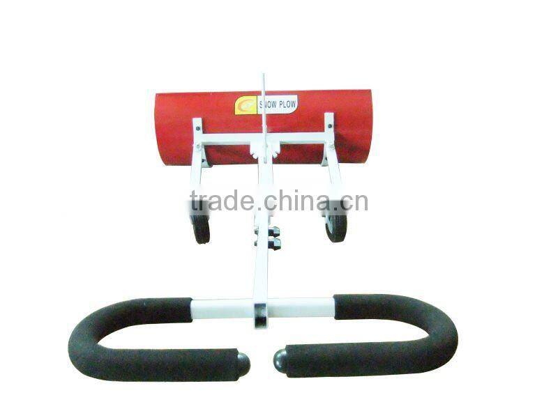 Snow shovels with wheels/hand operate snow plow