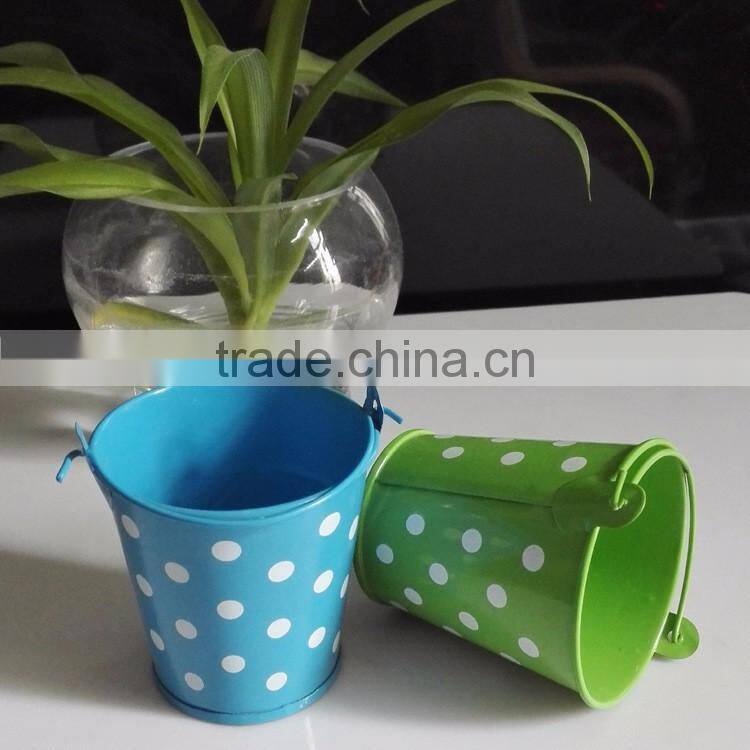 factory green decorative metal bucket with polka dots in china