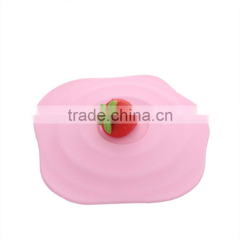 100% food grade cute designing silicone cup lid strawberry cup cover