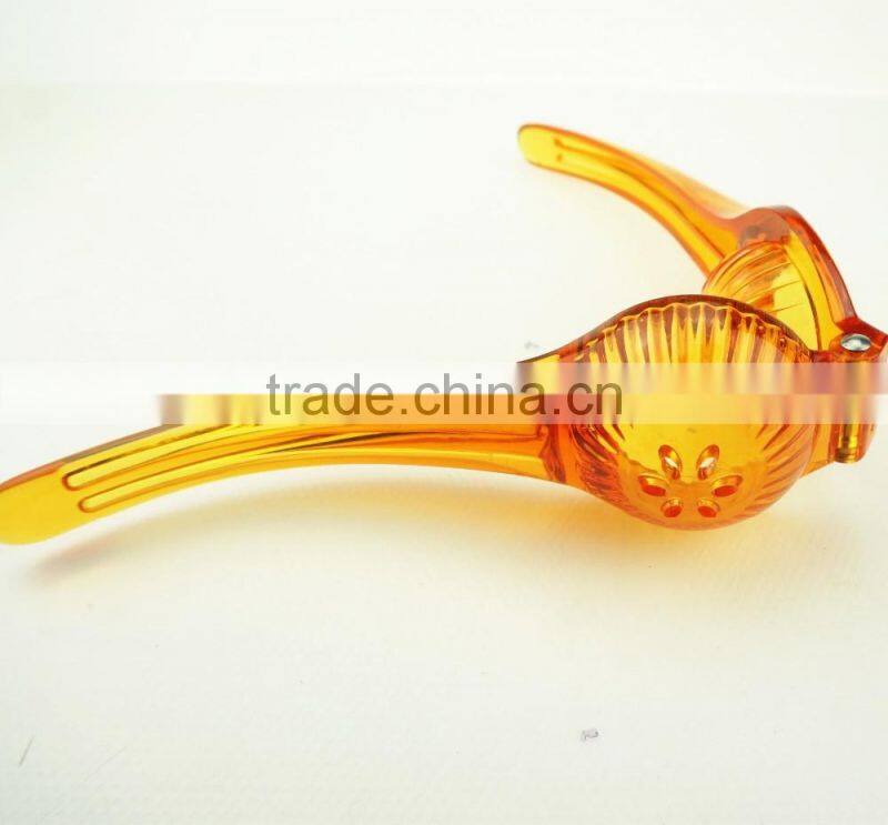 41027 Lemon and Lime Juice Squeezer