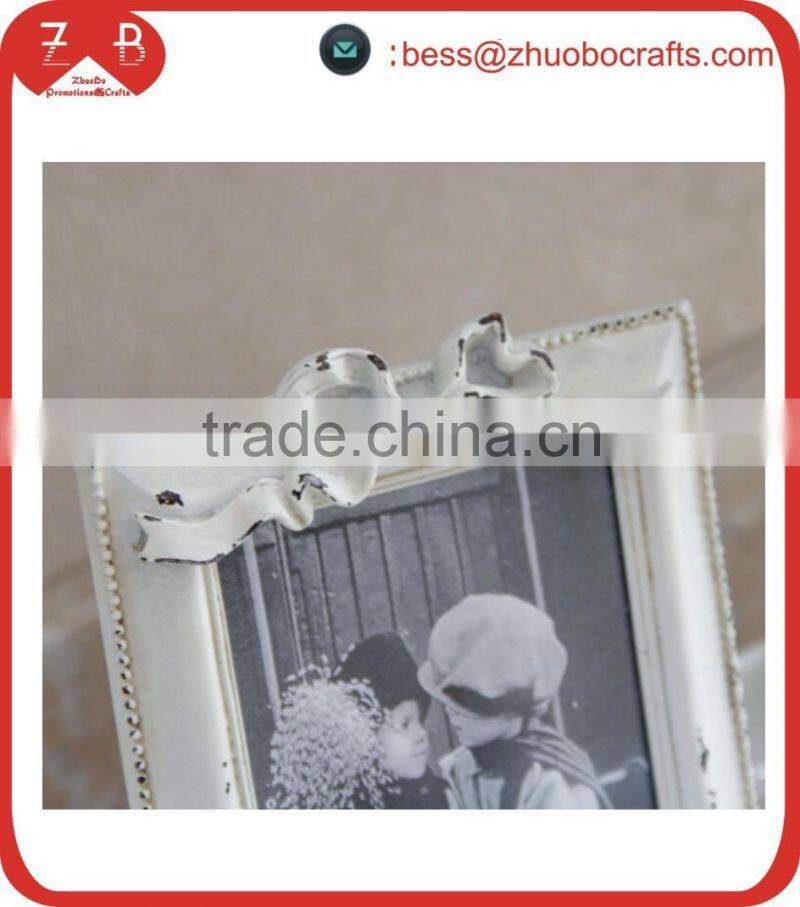 Antique resin baby picture frame design