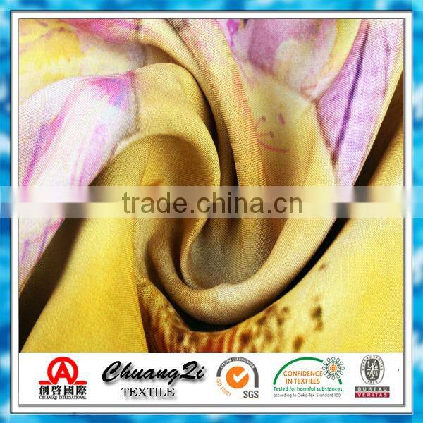 100 % printed viscose rayon challis grey fabric wholesaler 68*68