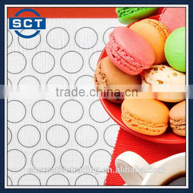 Non-Stick Silicone Baking Mat for Macarons Red