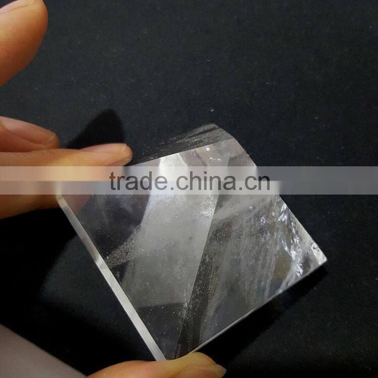 Africa Style Top Quality Transparent Clear Crystal Pyramids