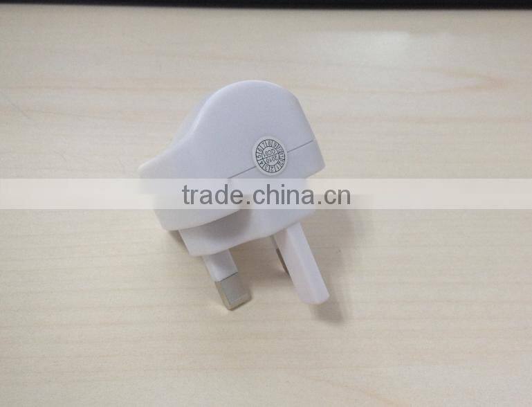 Charging Convenience Travel USB Mobile Charger UK Type Output 5V 1A Use for Mobile Phone