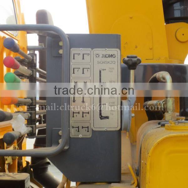 DONGFENG CABSTAR 4*2 Flatbed Wrecker with crane 4 ton