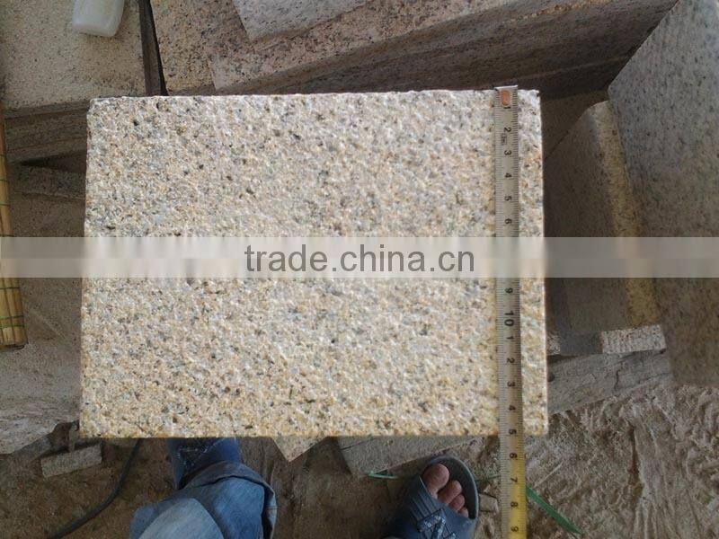 chinese yellow granite paving stone setts G682