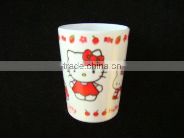 white melamine handle cup