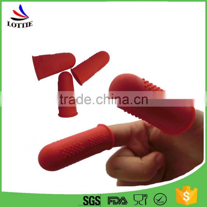 2016 Hot selling FDA grade Kitchenware Baking Silicone Oven Mitt Microwave oven gloves