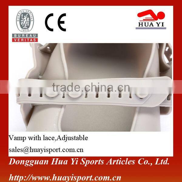 Design walk fashion brand name cheap silicone swimming shoes