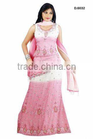 Designer Net Lehengas