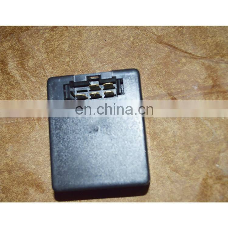 SAIC- IVECO GENLYON Truck part 3800-15835 turn signal flasher