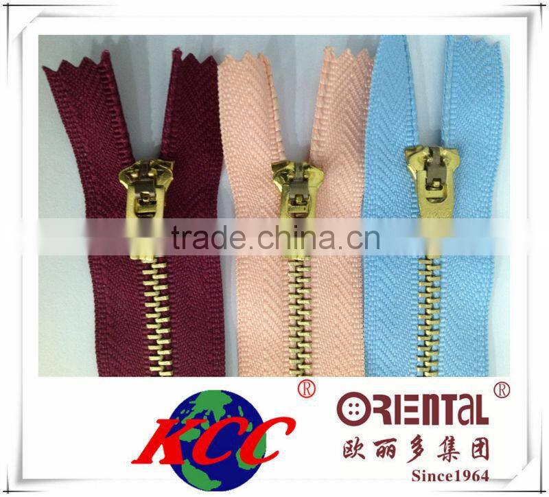 4# close-end YG slider metal teeth KCC Eco-friendly zipper