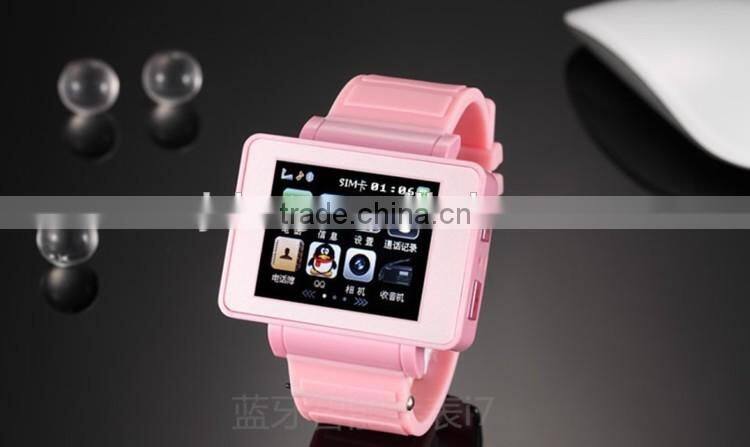 2016 New hot saling i7 BT Smart watch with GPRS internet access Smart watch for taking pictures by remote control smart Phone