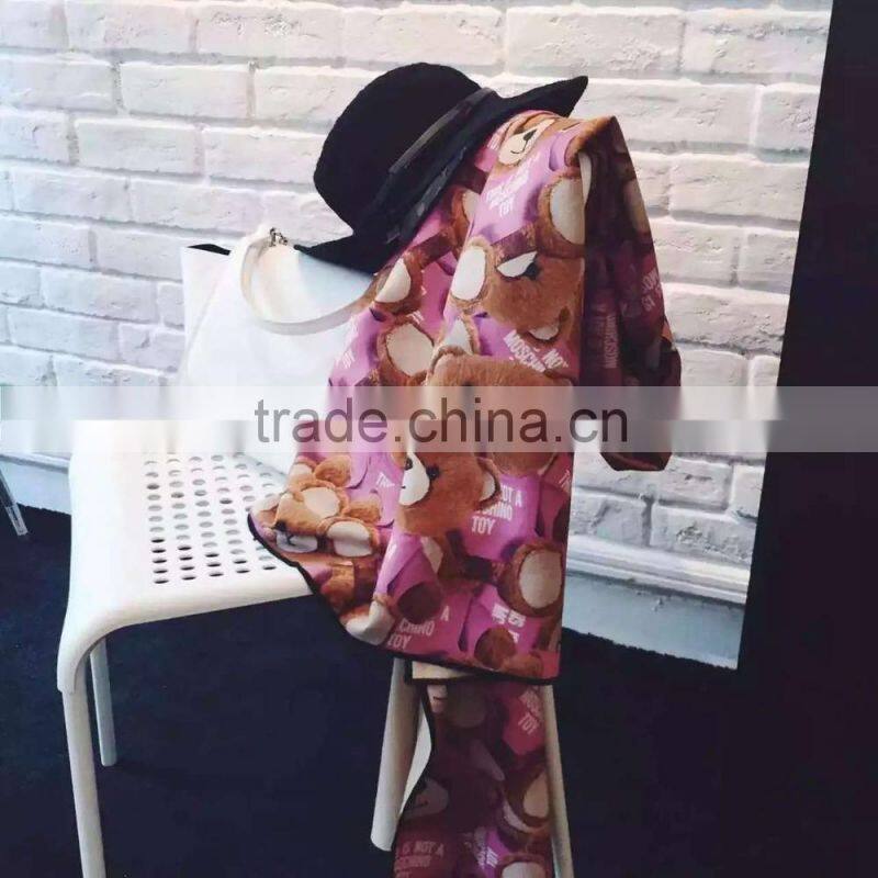 High Quality Black Border Bear Printed Ladies Cashmere Pashmina Shawl