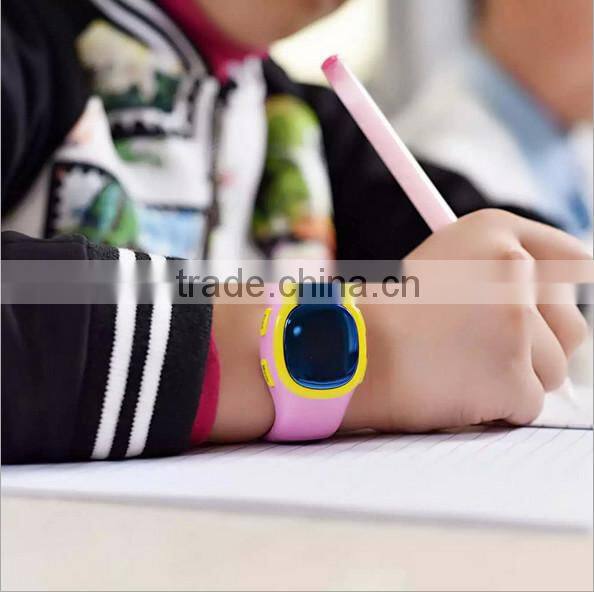 Mini gps tracker kids with small exterior and SOS function