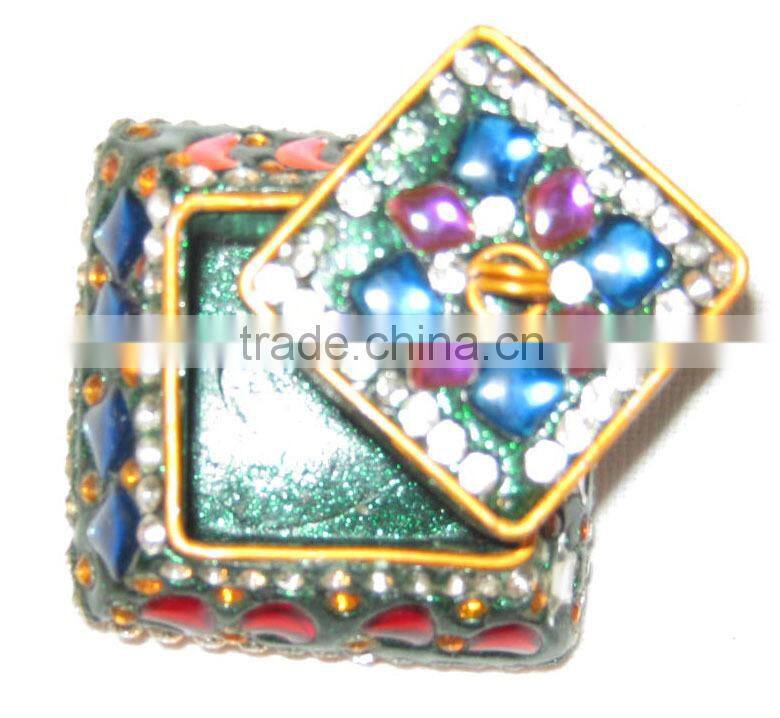 Small Sindoor Boxes / Small Kumkum Boxes / Gift Lac Boxes