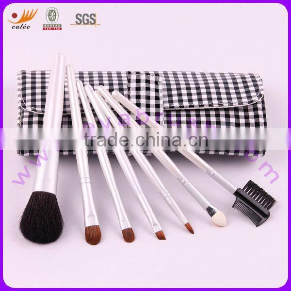 Professional brush sets with the customized designed