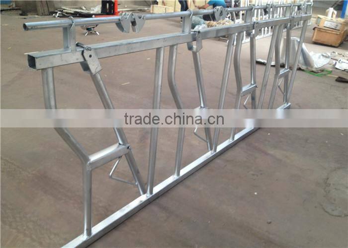 Dairy Cow Farm Equipment Headlock Panel