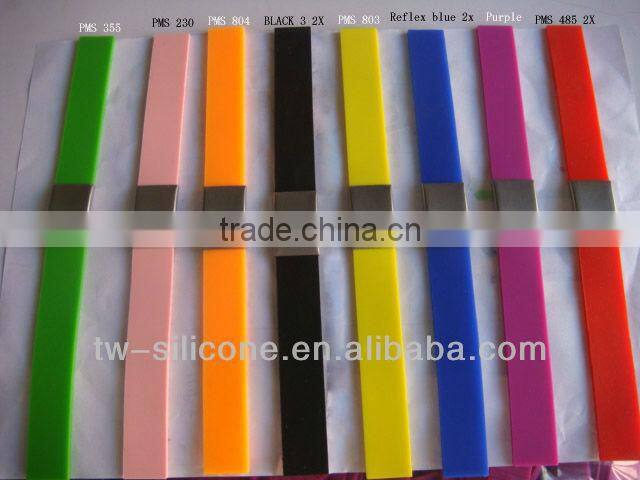 Manufacture OEM adjustable designer bracelet alert wristband