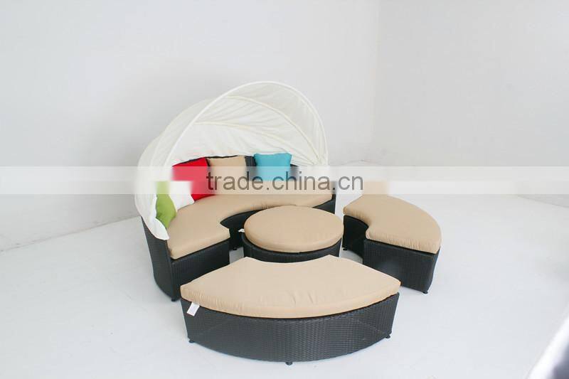 Fashion Design Patio Furniture Poly Wicker Round Daybed With Canopy Modular Sunbed