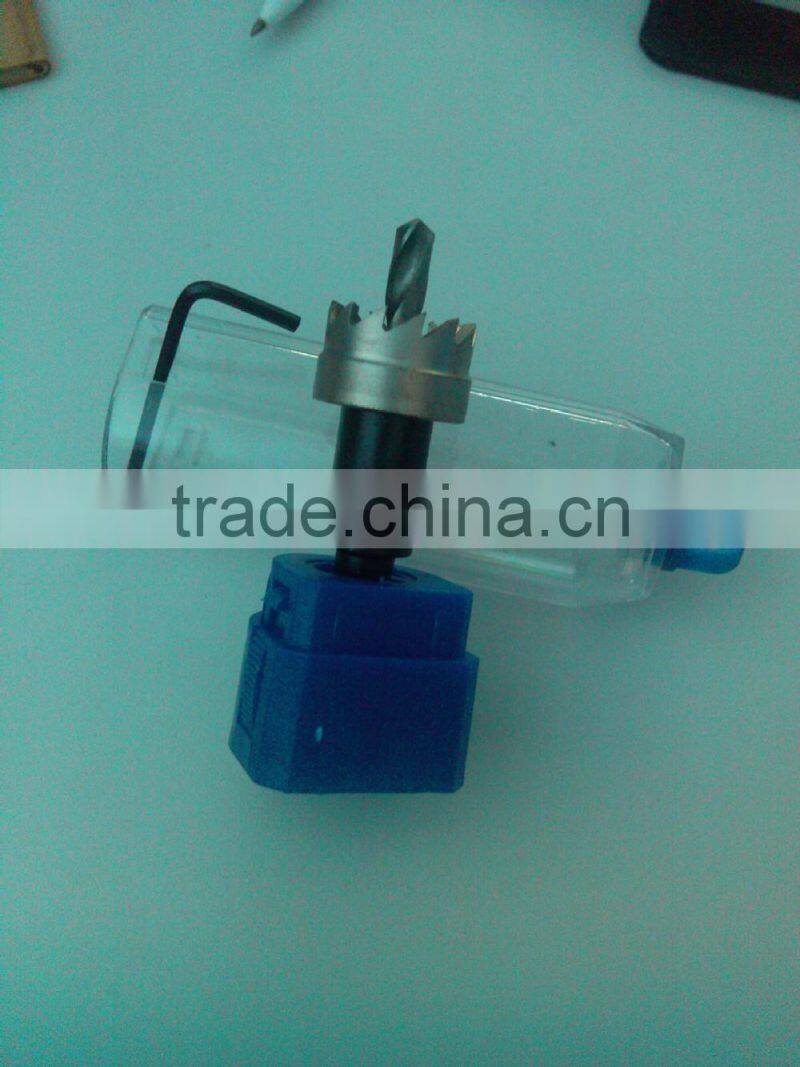 22mm HSS hole saw in plastic box
