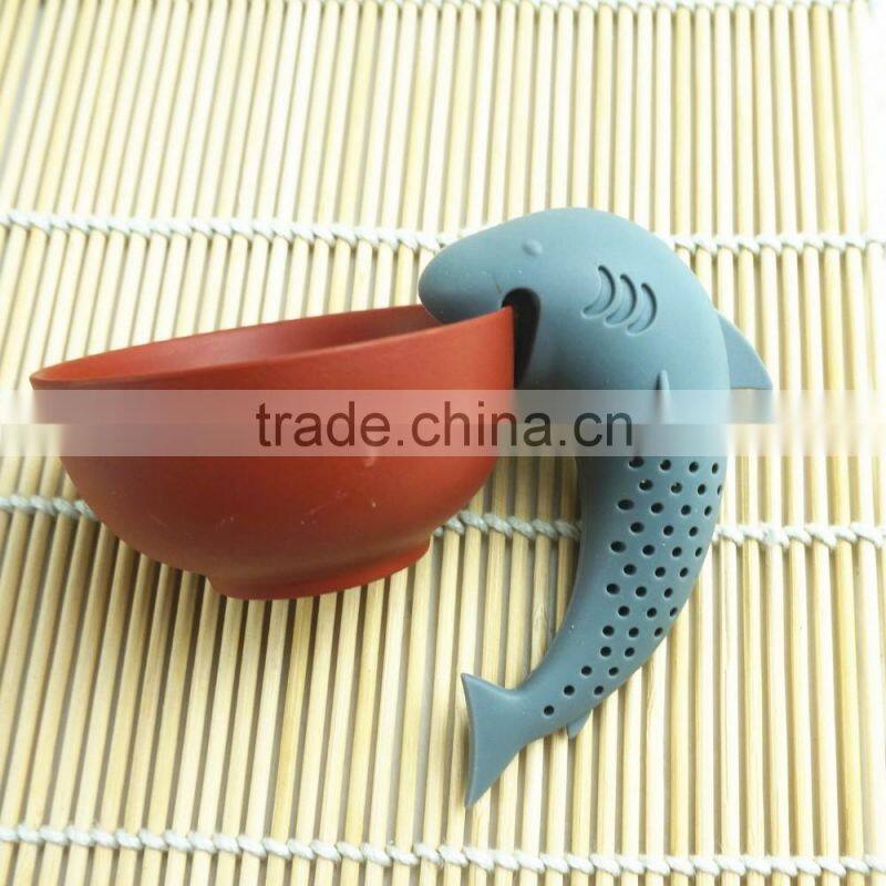16159 Silicone Shark Infuser Loose Tea Leaf Strainer Herbal Spice Filter Diffuser