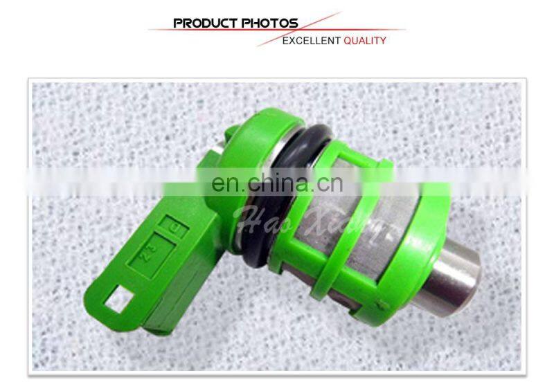 Auto Fuel Injector Nozzle 195500-1890 15710-60B00
