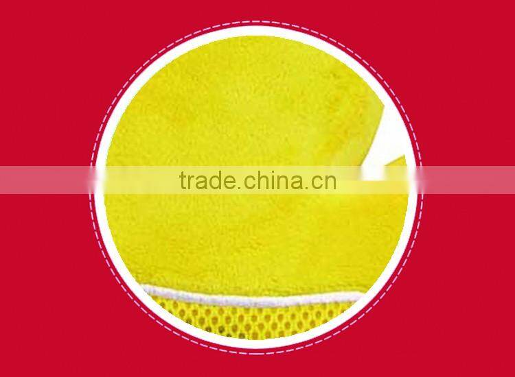 Plush wireless portable speaker fashion bluetooth cushion speaker