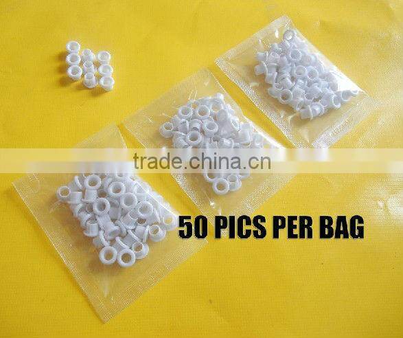 Automatic plastic items counting and packing machine