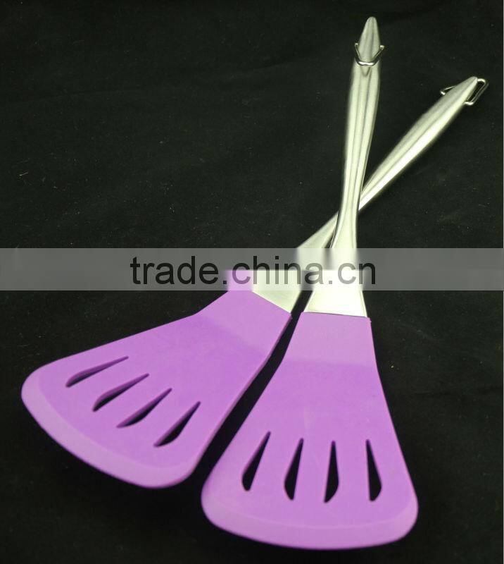 New Design and Hot Selling Cooking Spatula