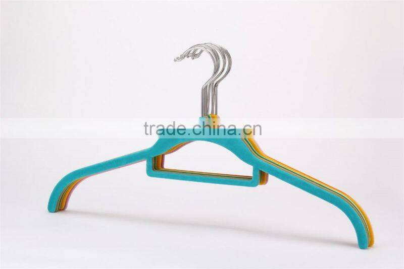 velvet hanger with tie bar logo