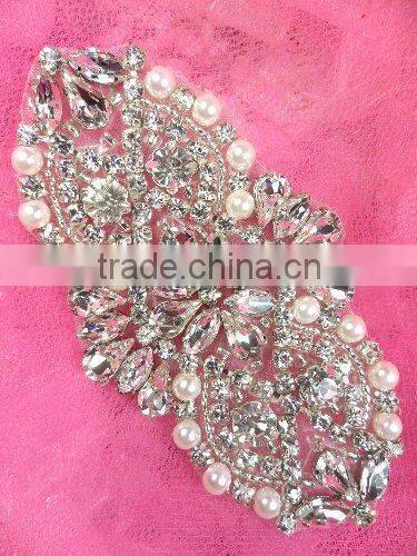 Bridal beaded rhinestone appliques to sew for wedding dresses and iron on rhinestones appliques wholesale