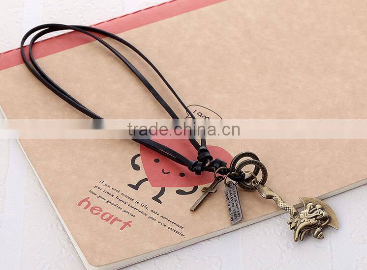 2015 new fashion N0017 wholesale leather necklace fashionable design mens leather necklace