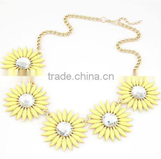 Fashion Multicolor Flower Vintage Choker Collar Pendant Statement Necklace Women Fashion Necklaces for Women 2014