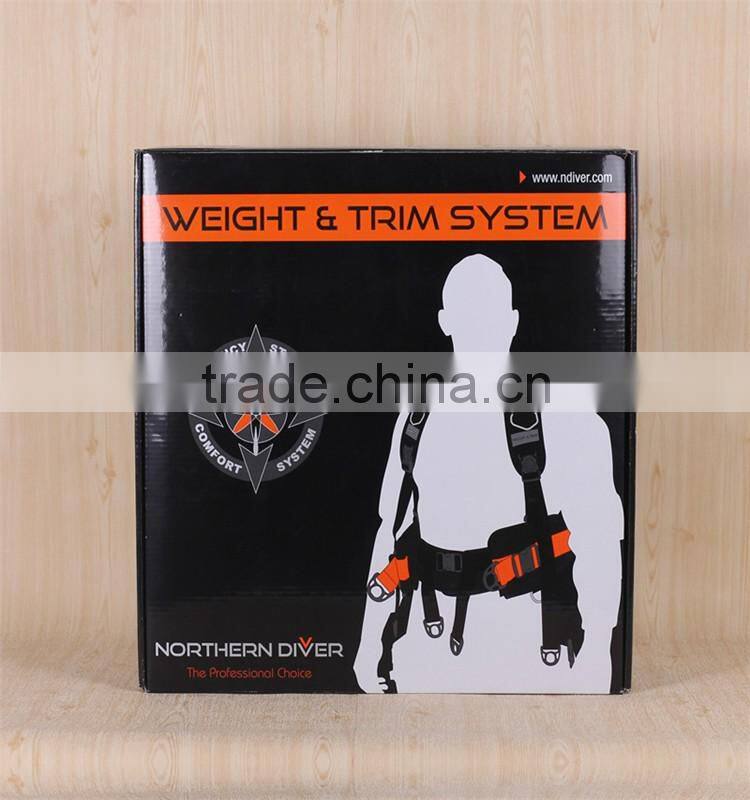 corrugated gift box with briefcase shape