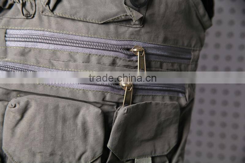2016 New hot sale fashion outdoor working multi pocketed fishing vest