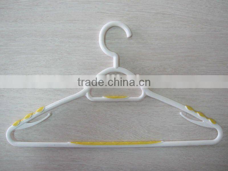 Plastic clothes clip hangers