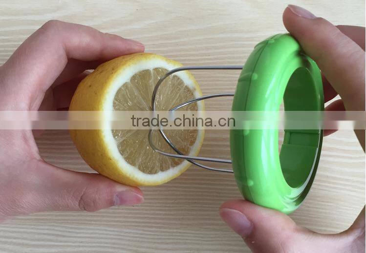 Promotional kitchen tool , Convenient Kiwi Fruit Cut , Kiwi peeler