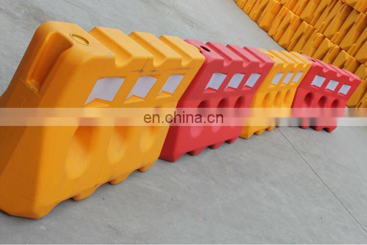 Road Traffic Sign Construction Horse Water Trough Plastic Barricade Stand