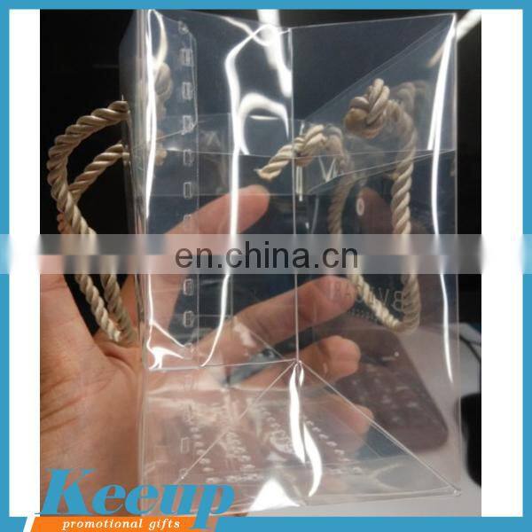 Custom transparent and eco-friendly pvc bags with handle