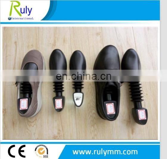 Europe market hot sales cheap plastic Men shoe tree